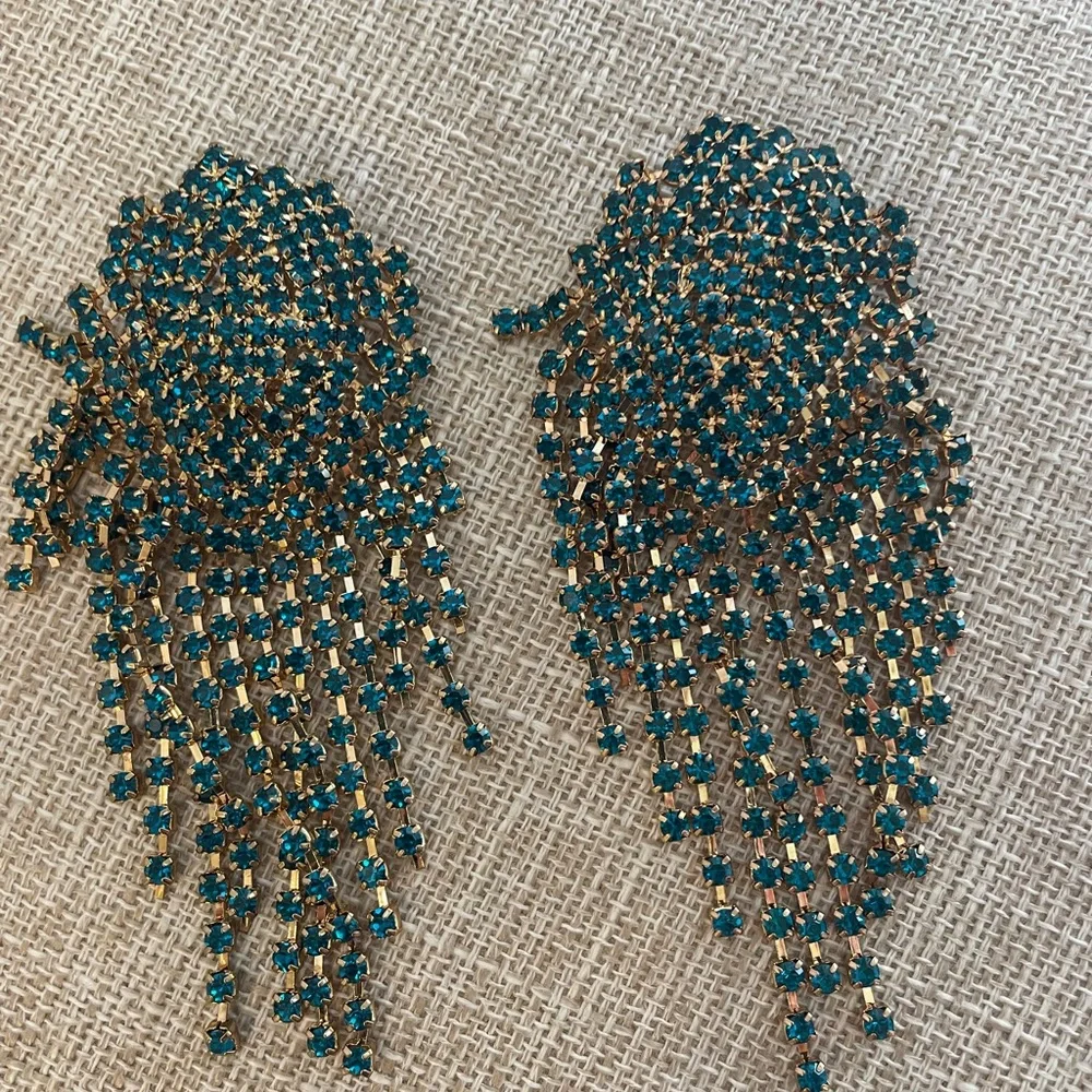 Sparkling Teal Rhinestone Fringe Hair Clip